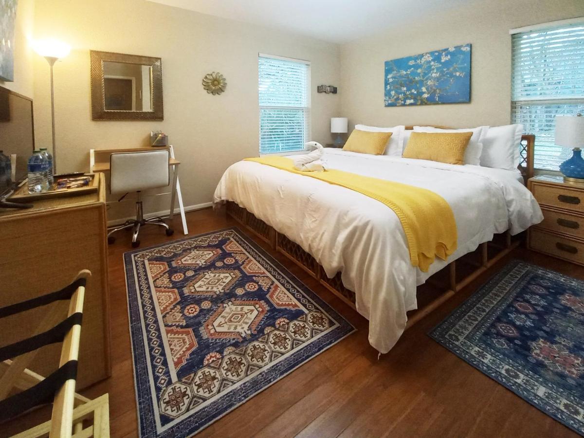 King Bed In Relaxing Oasis, With Free Snack/Wi-Fi/Parking Apartment San Marcos Ngoại thất bức ảnh